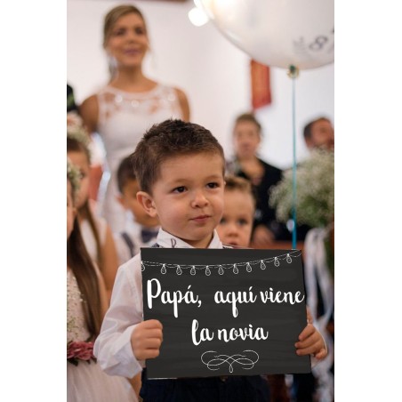 CARTEL MADERA IMPRESA  PAPÁ AQUÍ VIENE LA NOVIA