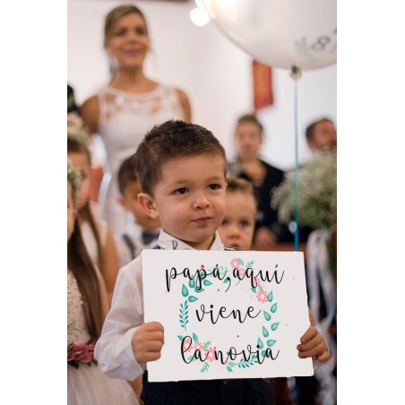 CARTEL MADERA IMPRESA  PAPÁ AQUÍ VIENE LA NOVIA
