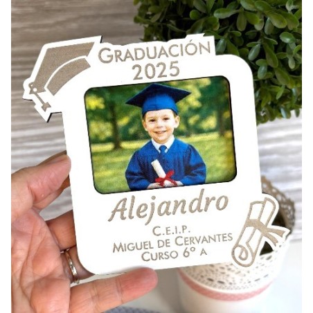 MARCO GRADUACIÓN PERSONALIZADO CON IMÁN TRASERO