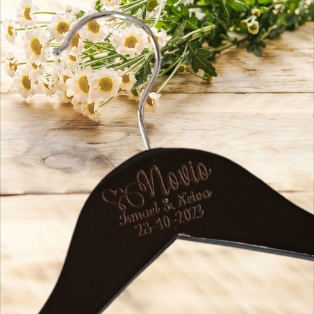 PERCHA PARA BODA PERSONALIZADA NEGRA