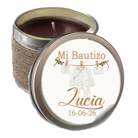 VELA AROMA CHOCOLATE CON PEGATINA BAUTIZO ROPITA