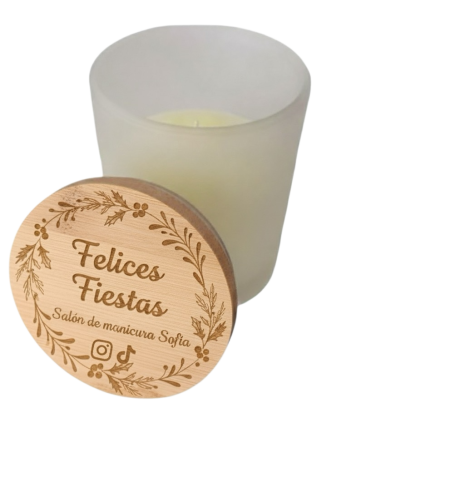VELA AROMA VAINILLA CON TAPA MADERA GRABADA NAVIDAD