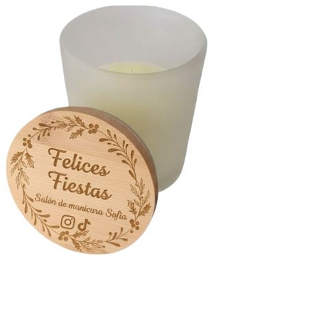 VELA AROMA VAINILLA CON TAPA MADERA GRABADA NAVIDAD