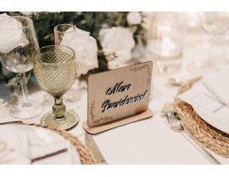 Meseros y decoración